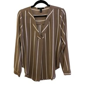 🖤5/$20 Taupe and White Striped Blouse